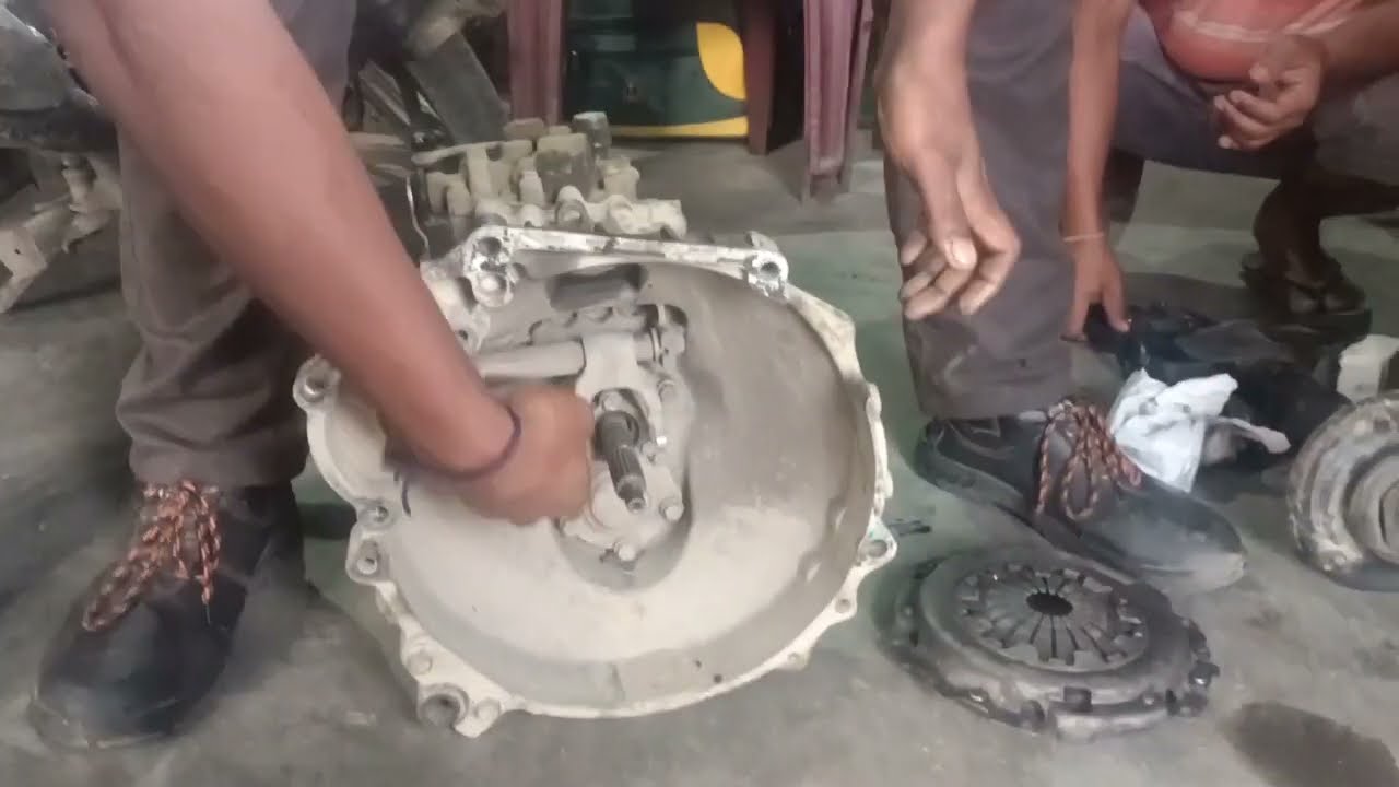 haw to replacement TATA super ace mint class plait & presor plait release bearing tensioner bearing