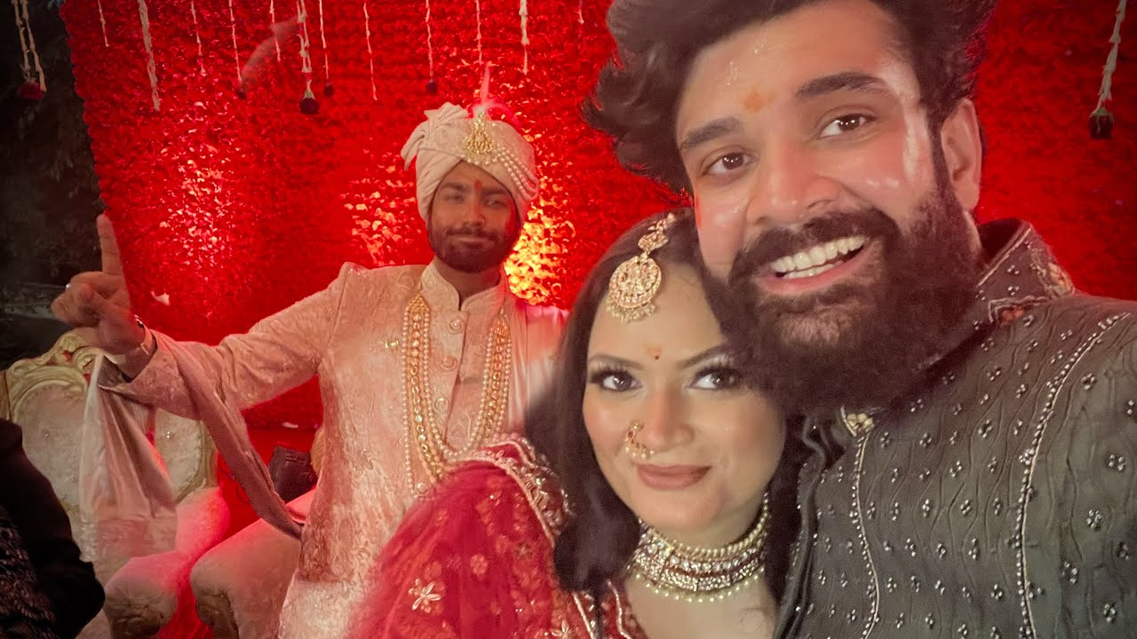Bhai ki Shaadi | Newly Wed Couple Comes Home !