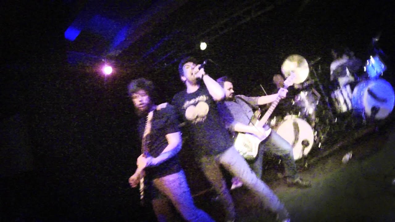 TANGLED HORNS - Strong Is The Shield (live @ Het Bos, Antwerp)