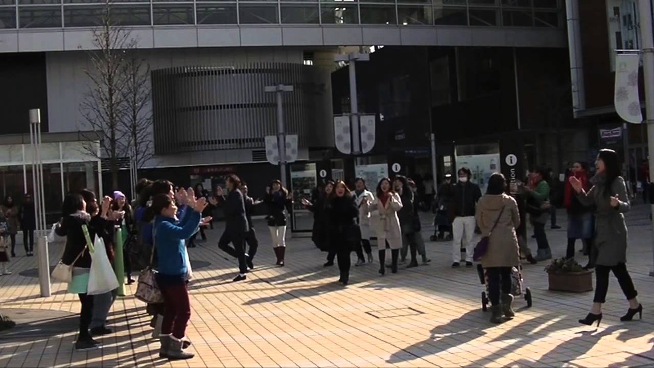 「This little light of mine」 (Flash Mob)／ 亀渕友香＆The Voices of Japan