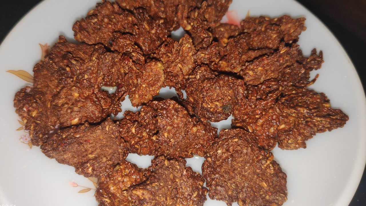 Goan Style ruchik kuvalo/Ash gourd vade (*❛‿❛)→ in konkani language.
