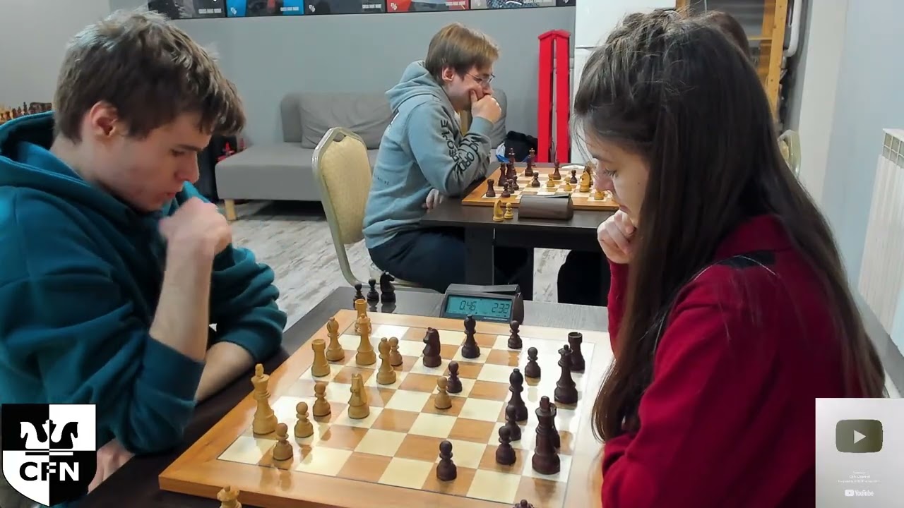 The White King went for a walk. Dexter (30000) vs Pinkamena (20000). Chess Fight Night. Blitz