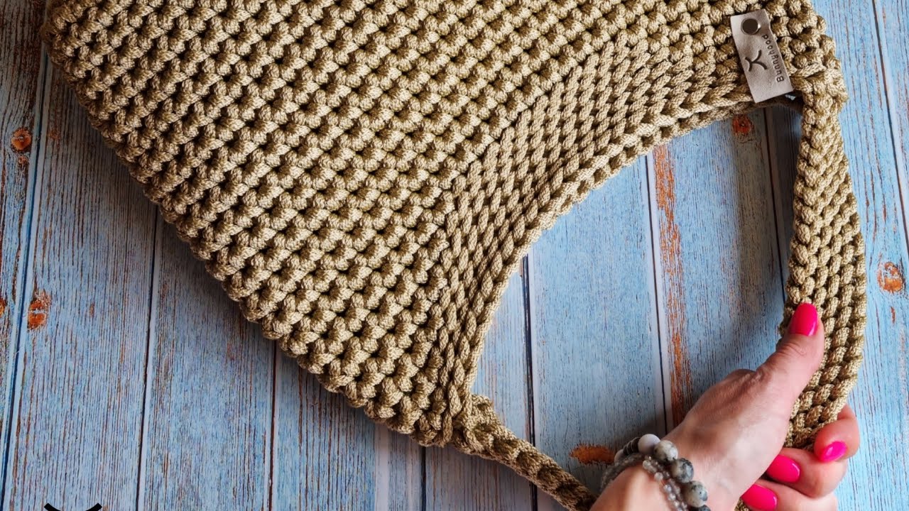 Shoulder bag 