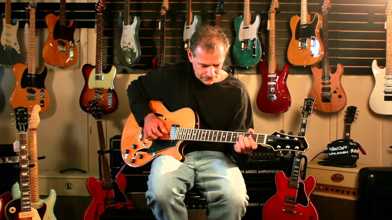 Guitarcraft by Comins GCS-1 Maple Top Demo | Golden Age Fretted Instruments