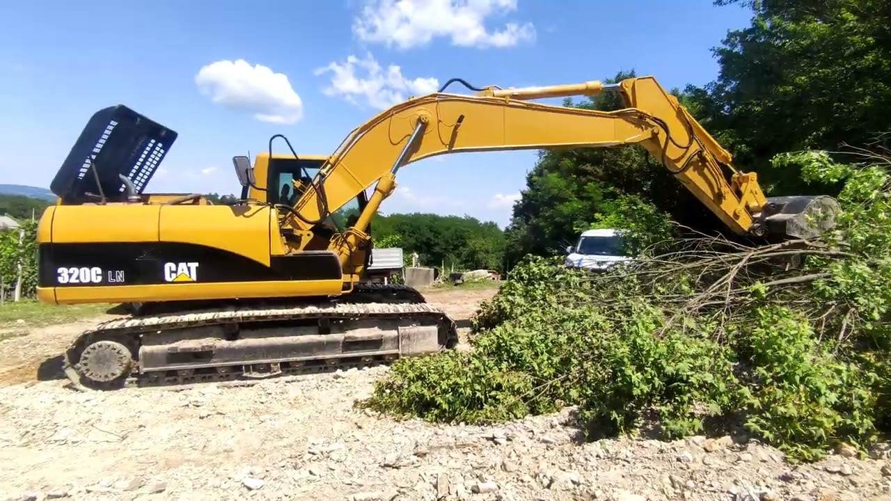 CAT 320 low power