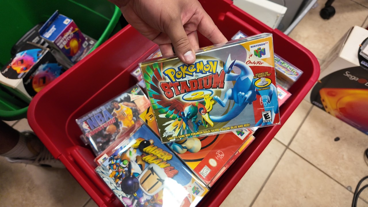 The Trade-In Of My Dreams! Day In The Life Of A Video Game & Clothing Store Owner!