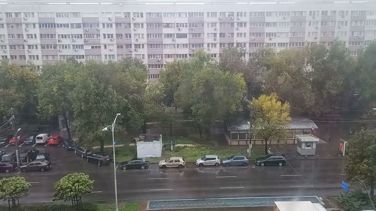 Ciclonul Barbara în București 8 octombrie 2025