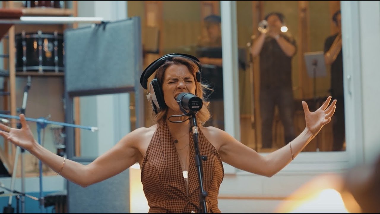 Kat Eaton - Bad Advice (Live Studio Performance)