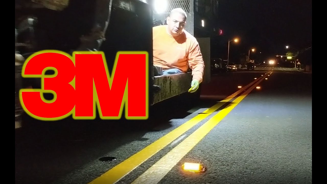 USA - 3M Two-way Yellow White Road Studs Reflector Raised Pavement Markers @MasterWorkers