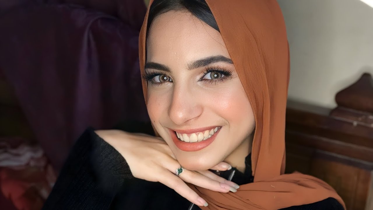 فيديو تعريفي عن نفسي ولوك ميكب ♥️ عشوائيات 😂