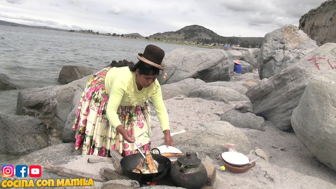 COCINANDO PESCADO (PEJERREY) FRITO A LAS ORILLAS DEL LAGO - AL ESTILO DE LA CHOLA MAMILA
