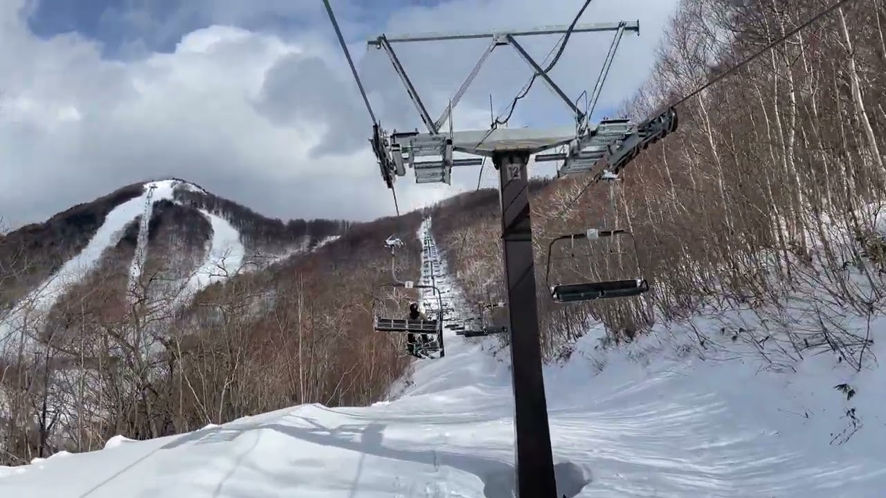 【群馬/川場村】川場スキー場の高速リフト（This is a high-speed lift at Kawaba ski resort）