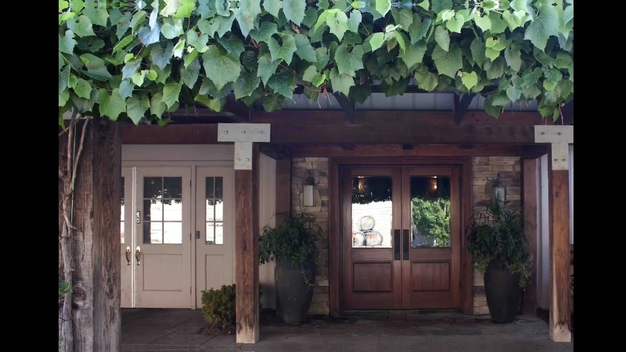 I 💖 a good #winetasting in #niagara! #winery #travelshots #winetours #girlstrip #girlsgetaway