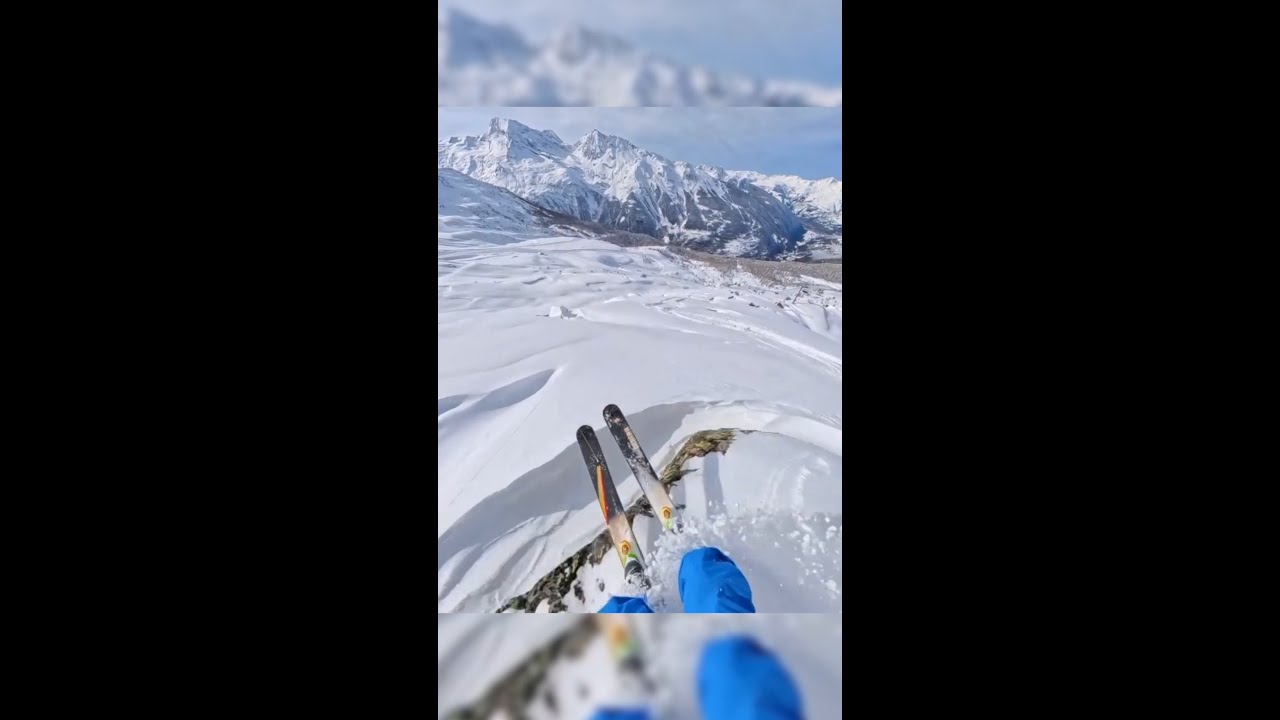 Bluebird 🐦❄️ Powder Day #skiing #ski #france