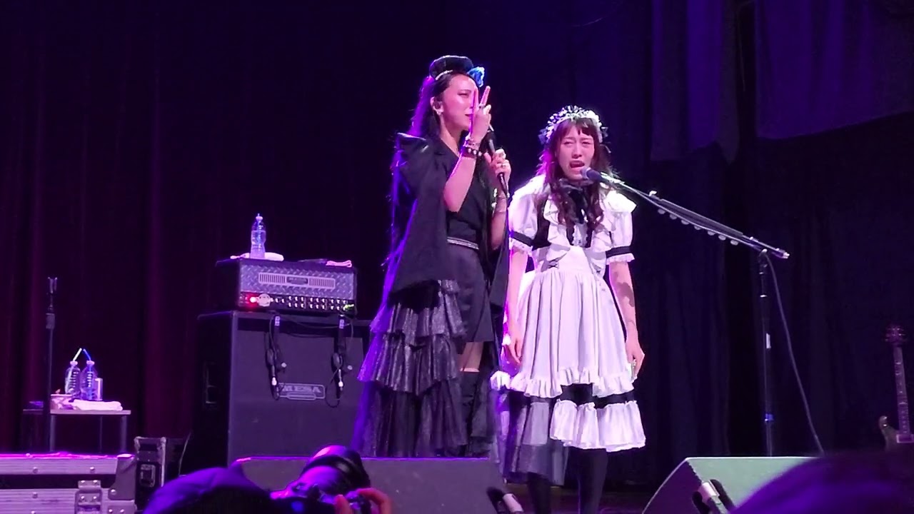 Музыкант в Хьюстоне общается в чате Kanami Time