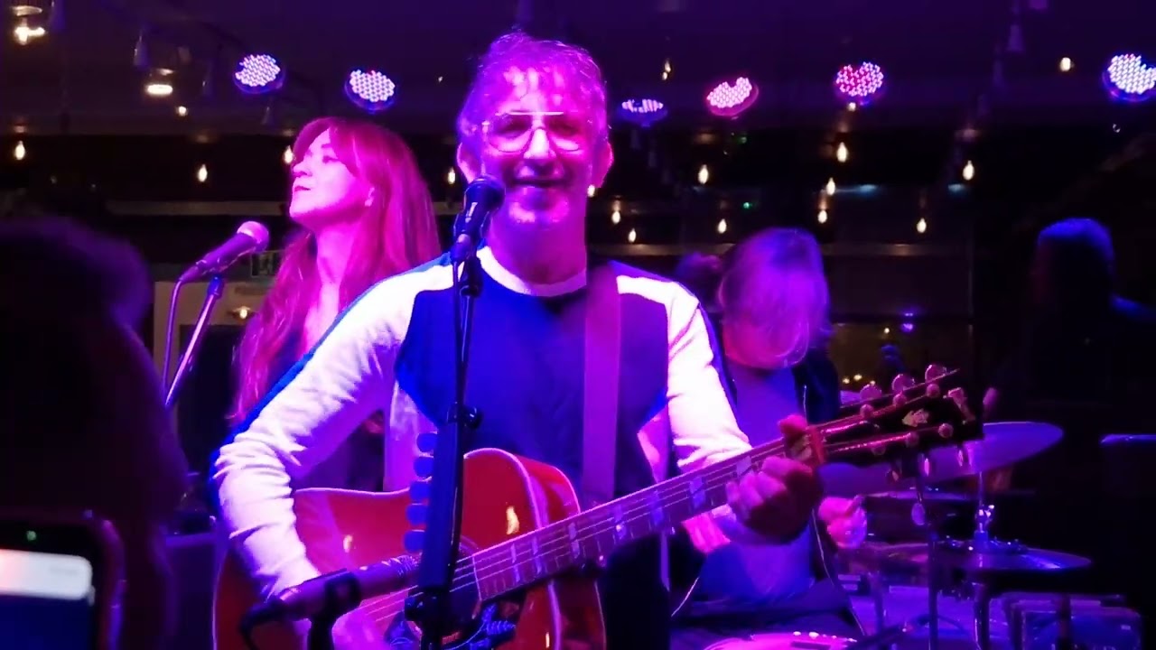 Lucky You - The Lightning Seeds - Live at The Jacaranda at Phase One, Liverpool,  17 October 2022