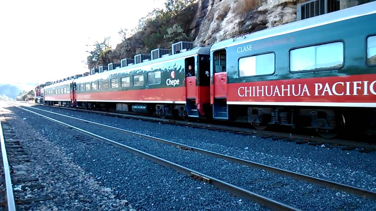 TREN CHEPE (2PCHLM) 03 SALIENDO DE ESTACION SAN RAFAEL.