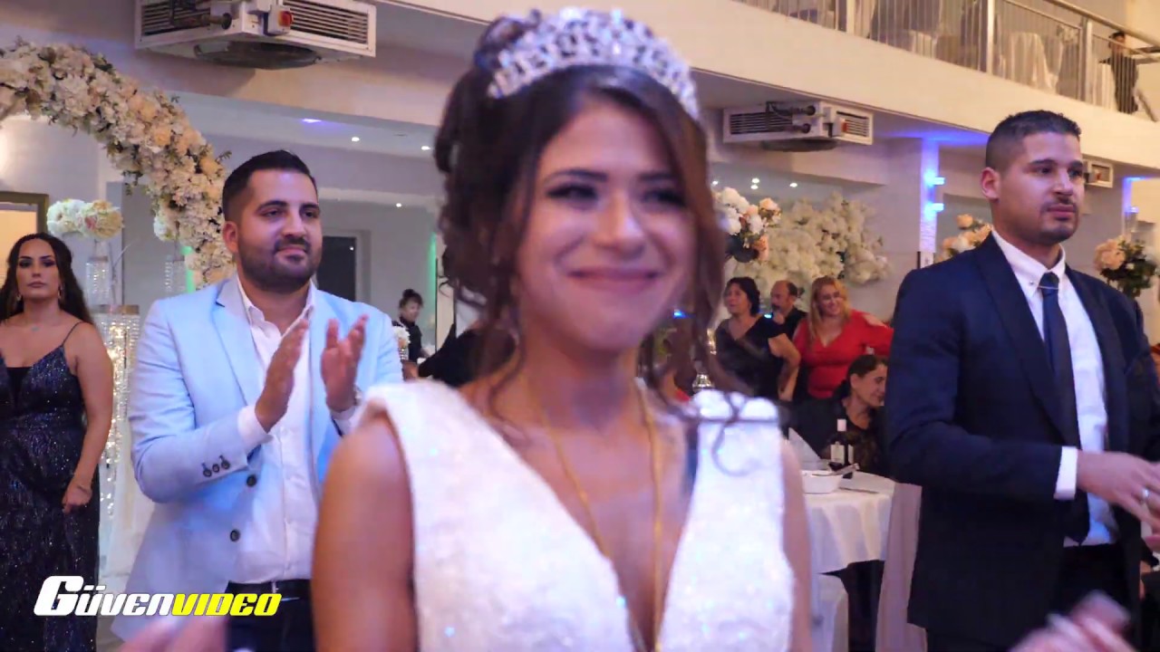 Türkische Hochzeit Halil & Yasemin - Part 02 - Söke Gelisim Orkestrasi - By : Guven Video