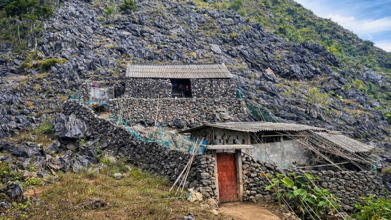 Bí mật trong căn nhà đá ở Mèo Vạc khiến tôi tò mò.