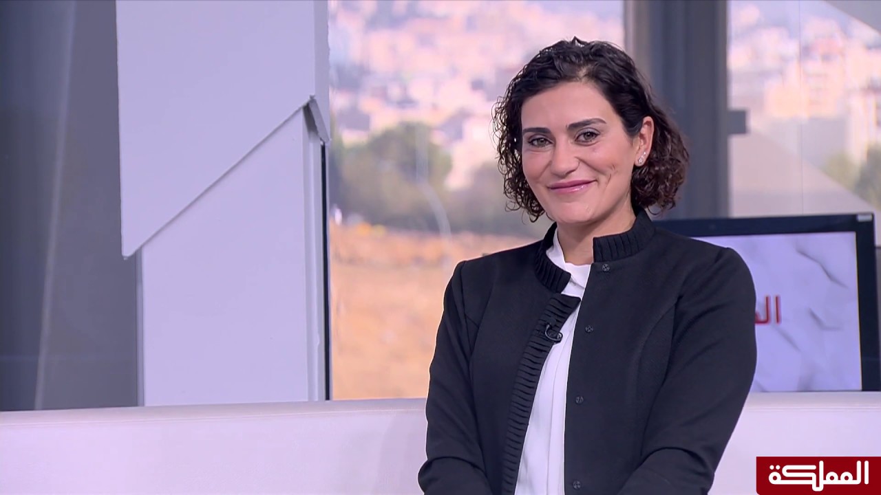 حقنة الفيلر خيار الباحثين على استعادة الجمال