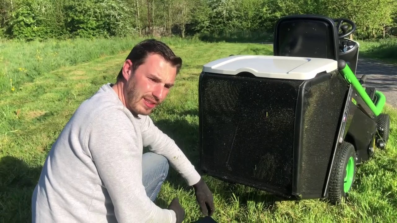 Voorstelling van de Etesia zitmaaier Hydro80