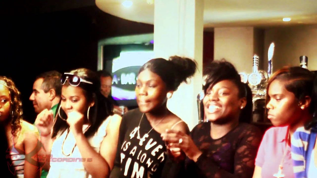 RHINO, DEEDEE, KAYOSS - STEPPED IN THE PARTY (PINERO BEATS) (MAXIMUM RECORDINGS) OFFICIAL VIDEO