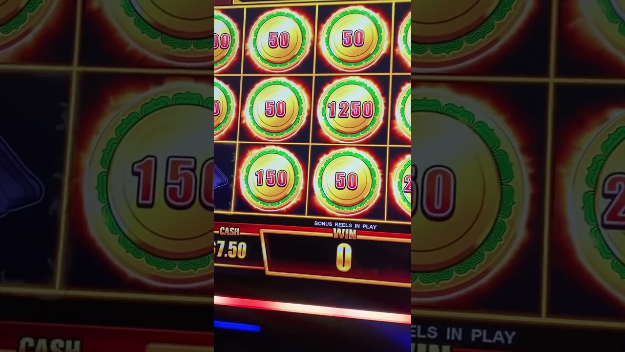 Fired up fat stacks,the red devil casino slot machine , bonus round. Fun game 😊🎉