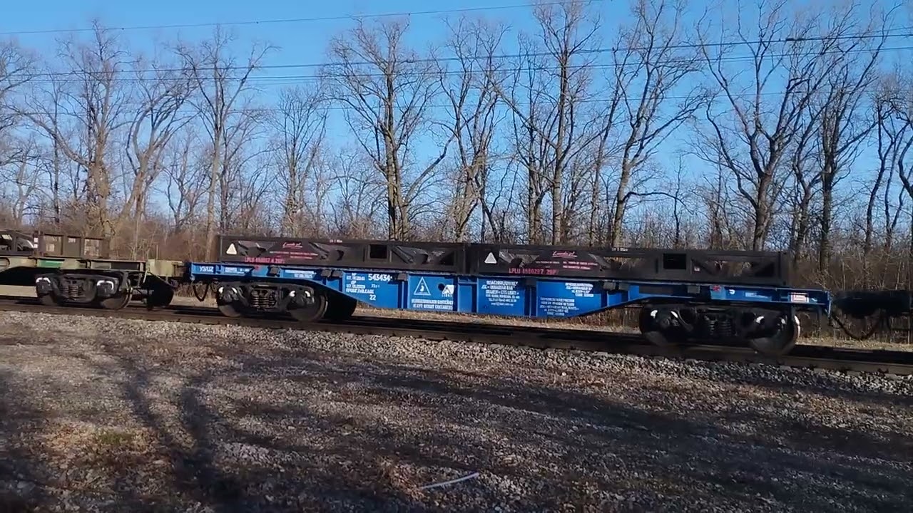 Электровоз ВЛ8м-1388 с товарным составом