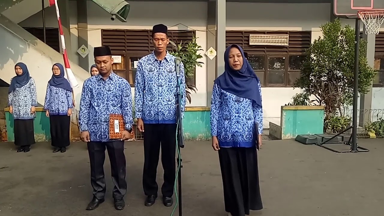 SDN Rengas - Upacara HUT-74 RI