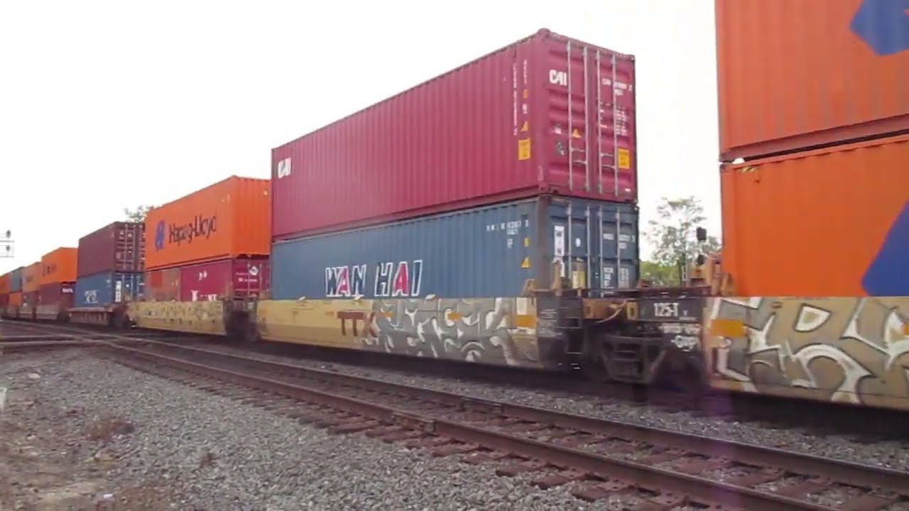 (10-15-2025) Norfolk Southern southbound intermodal train in Marion Ohio.