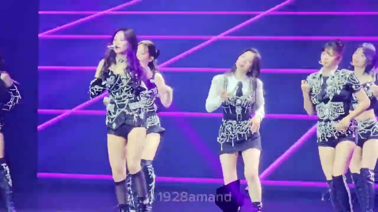 [11.09.2023] TWICE CONCERT IN PARIS (4K)
