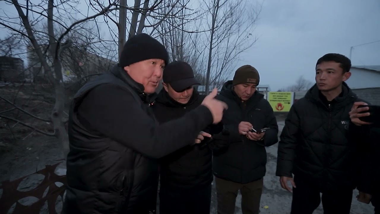 ✅ Таңкы рейд: Атабаев жана Ю.Төлөнов көчөлөрүндөгү көпүрөлөр демонтаждалууда