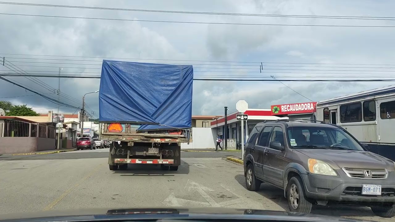 Recorrido y mandados por la ciudad de Tilarán, Guanacaste.