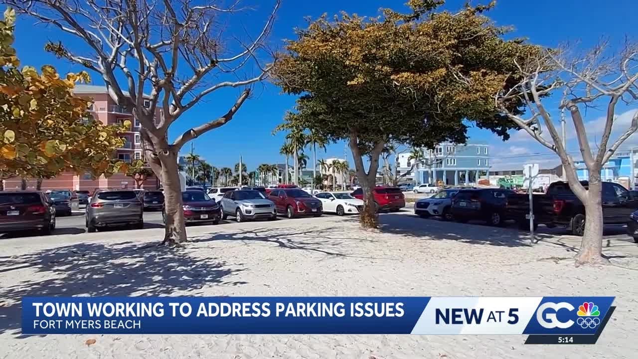 Drivers on the hunt for parking on Fort Myers Beach