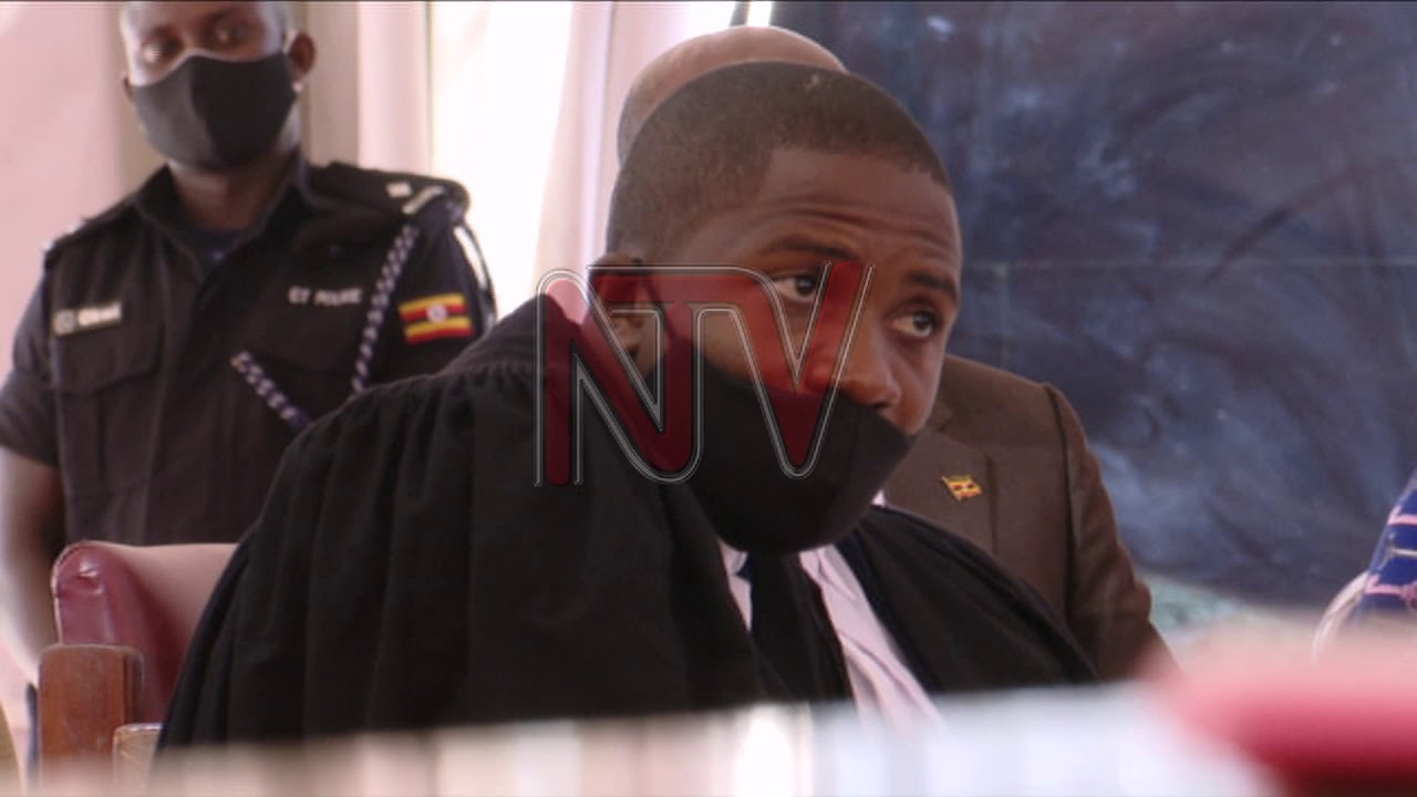 Kyagulanyi's lawyers sent to get practicing certificates