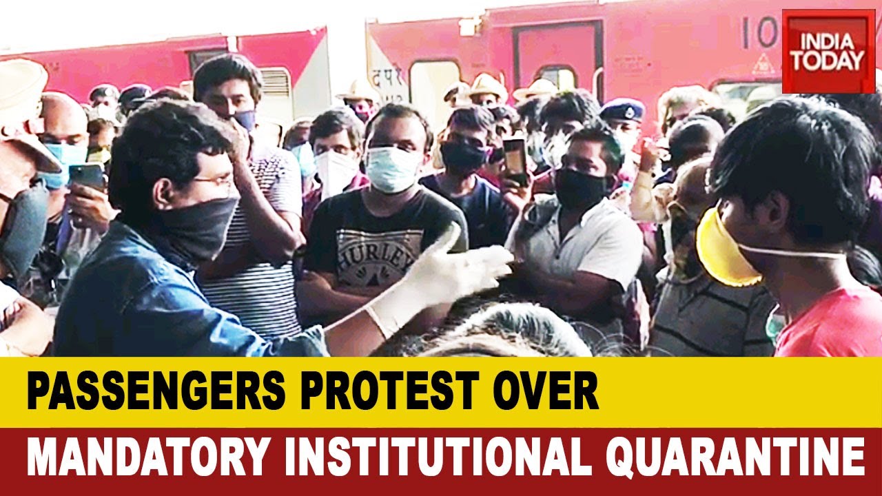 Bengaluru Crisis: Passengers Protest At KSR Railway Station Over Mandatory Institutional Quarantine
