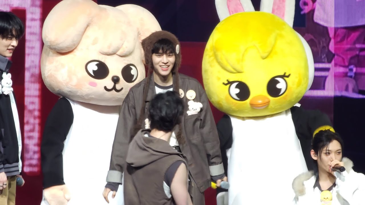 250215 스트레이키즈 팬미팅 MIROH + 인사 (with SKZOO) | Stray Kids 5TH FANMEETING 𝗦𝗞𝗭 𝟱'𝗖𝗟𝗢𝗖𝗞