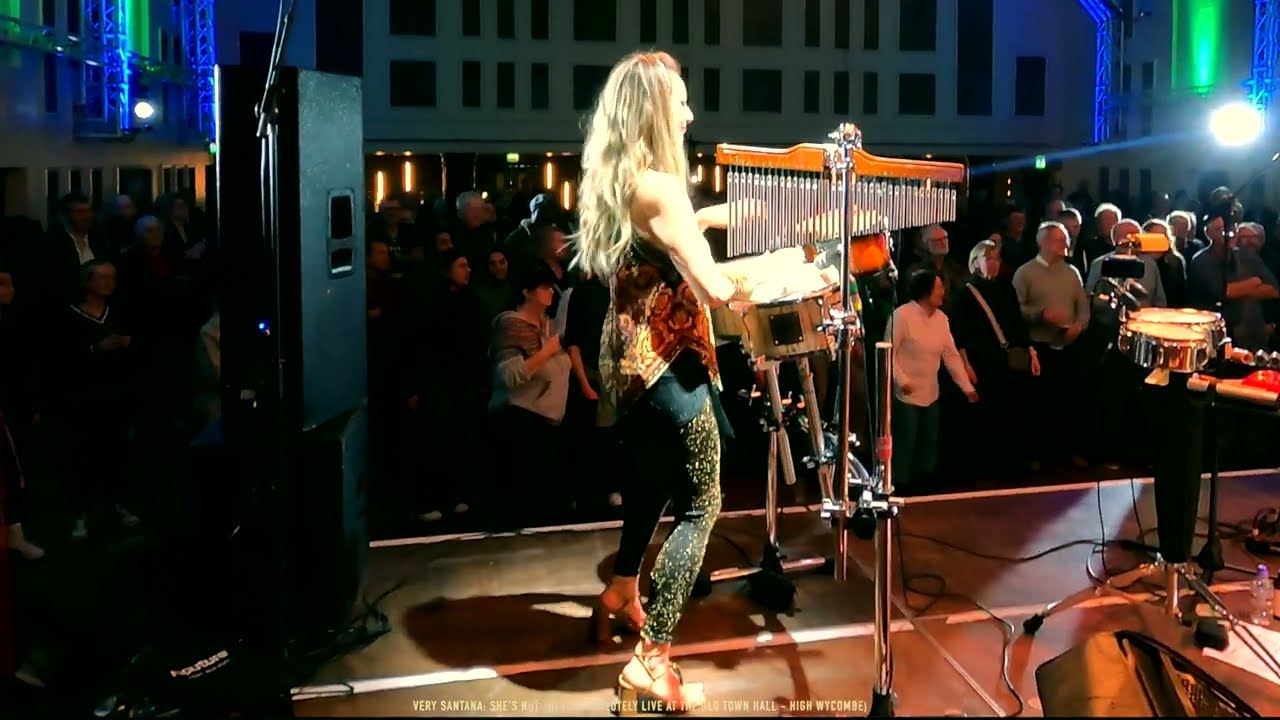 Very Santana: She's not there (absolutely live at The Old Town Hall - High Wycombe)