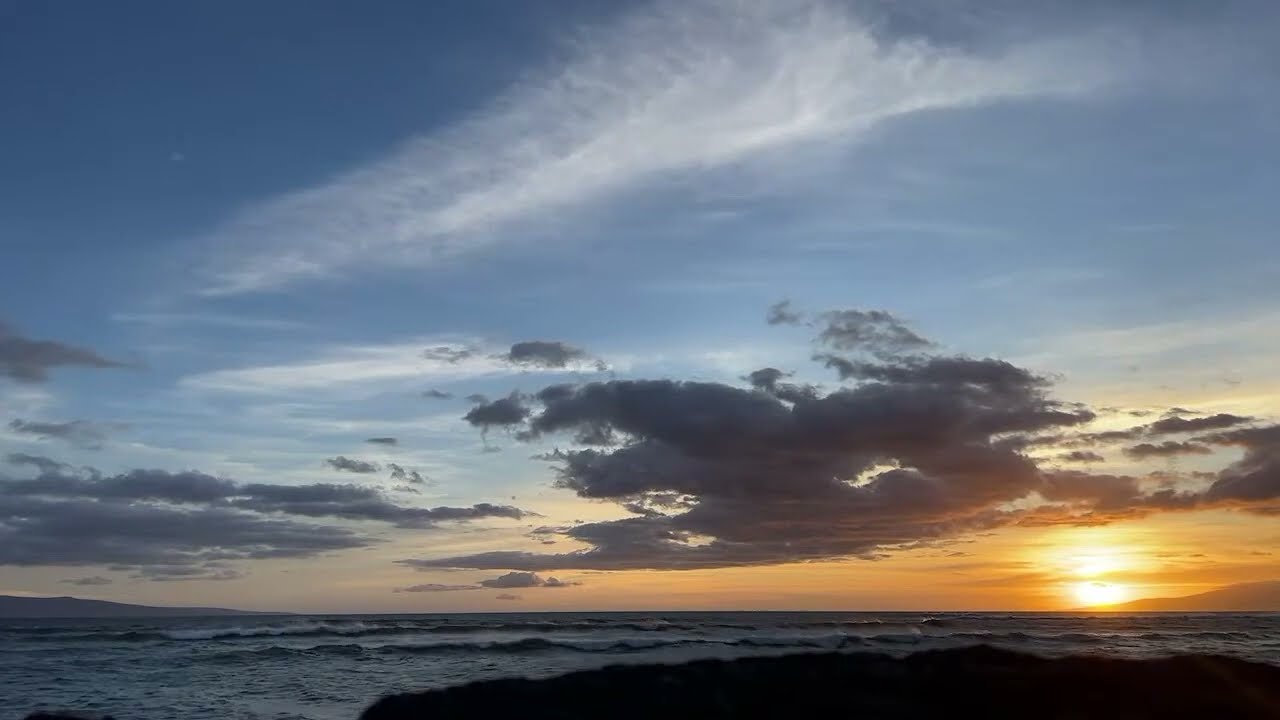 Relaxing Maui Sunset | 50 Minutes of Ocean Scenery & Ambient Music