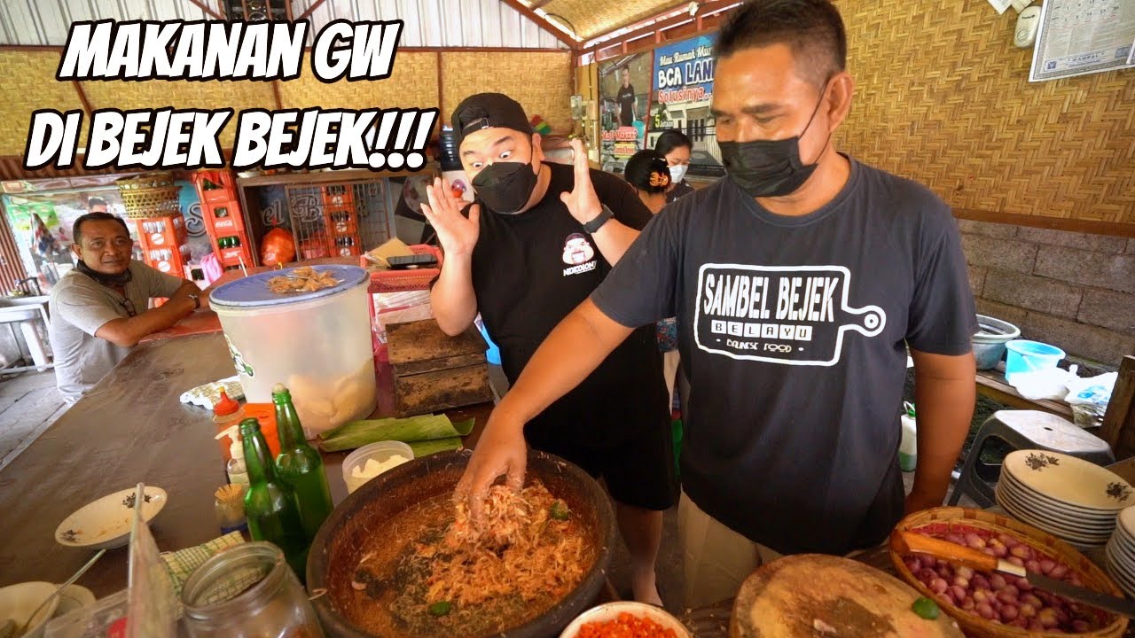 MAKANAN GW DI BEJEK-BEJEK PAKE TANGAN MEN!!! 😱