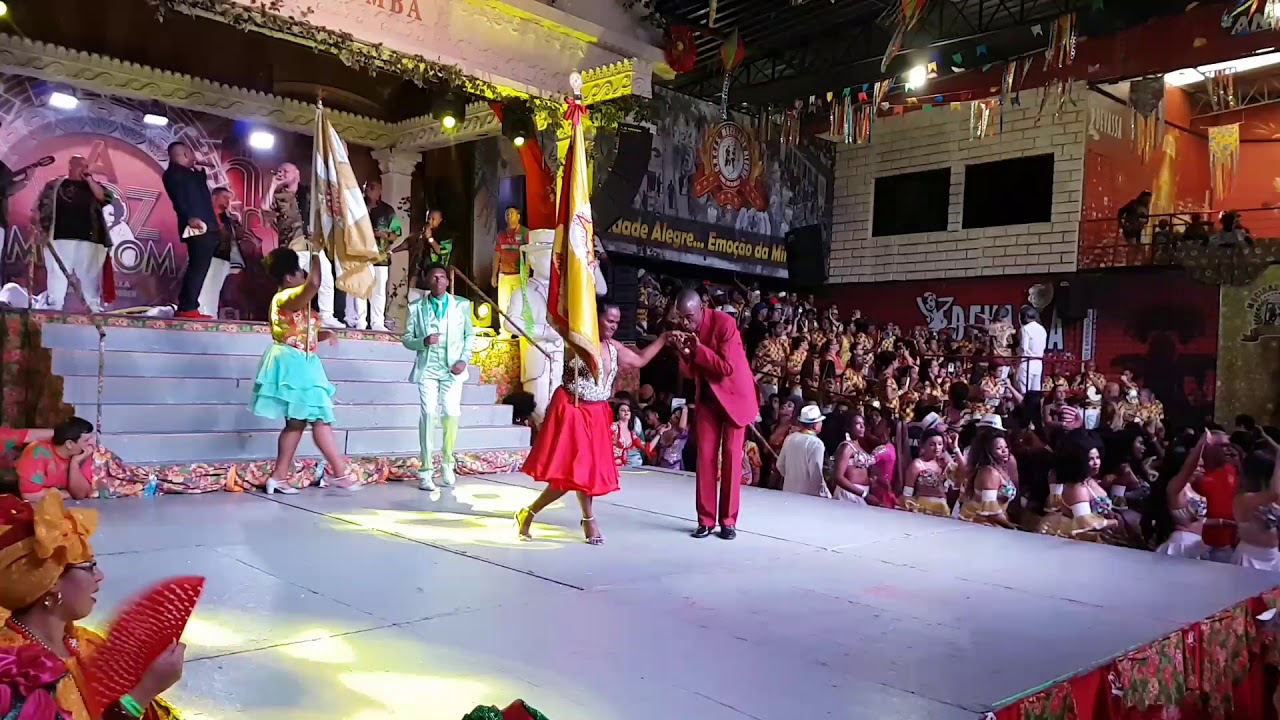 Casal Majestoso Tom Maior - Waguinho e Lidia