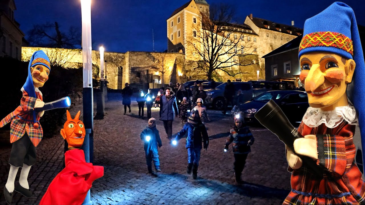 Mit dem Kasper im Lampenschein durch die Nacht I Max Jacob Theater I Hohnstein I Sächsische Schweiz