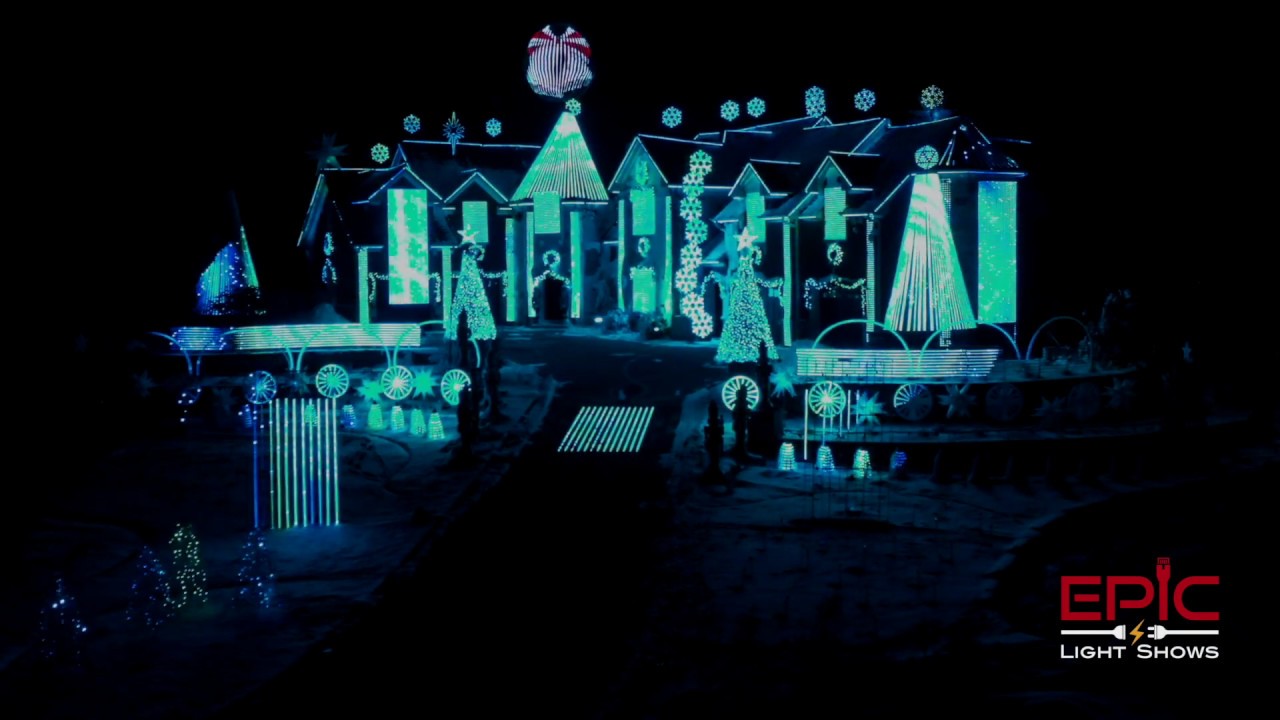 Carol of the Bells - Larsens Light Show