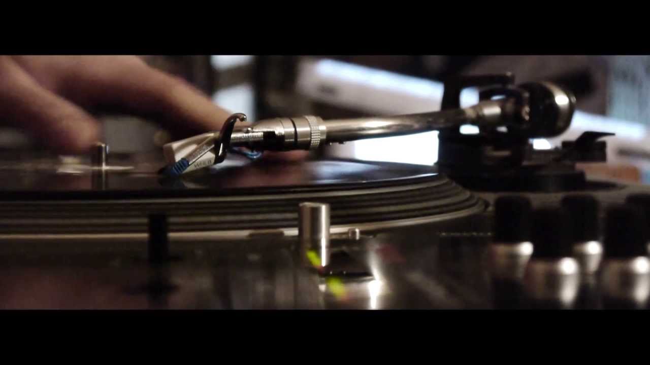 Tuppi - Tutto da solo (One Mc and One Dj)
