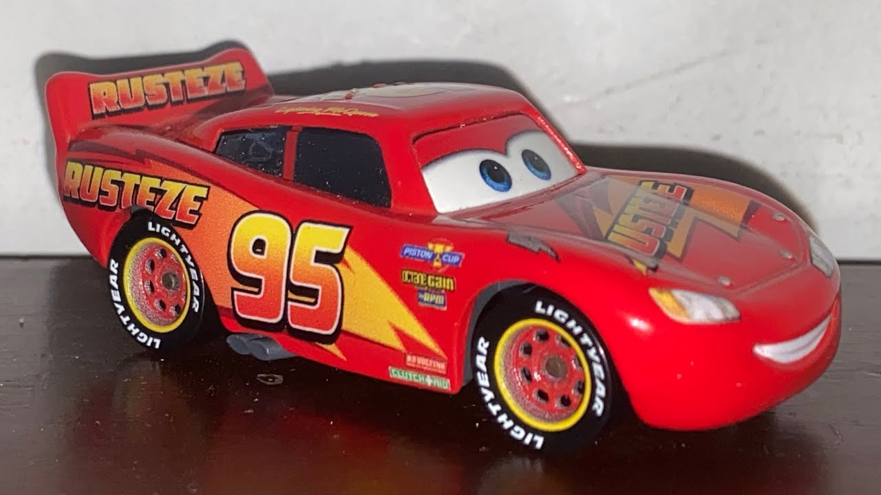 Rust-Eze Lightning McQueen(Rust-Eze #95) Review | Alex’s Diecast Garage