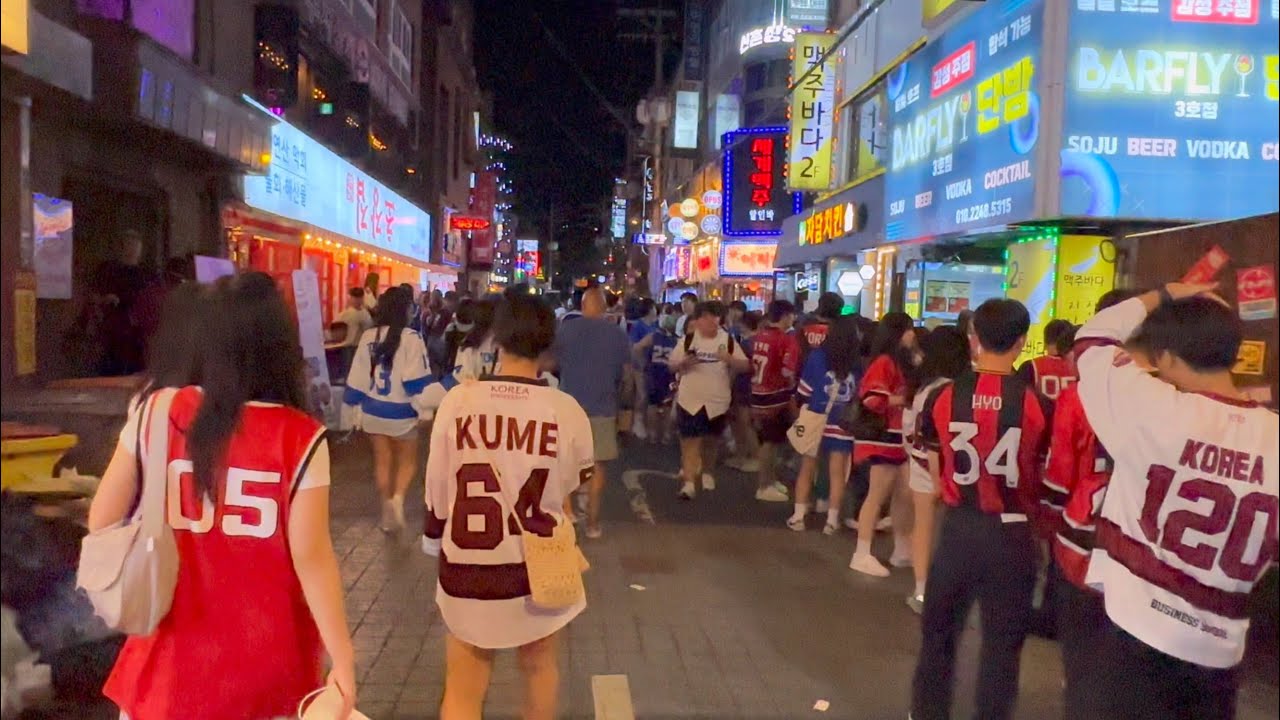 2023 고연전 연고전 마치고 신촌거리를 가득 메운 연고대 학생들