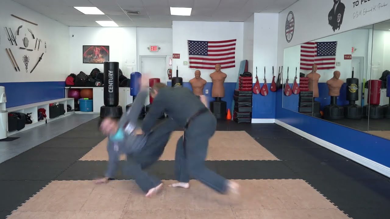 An example of the American Kenpo technique Bowing to Buddha