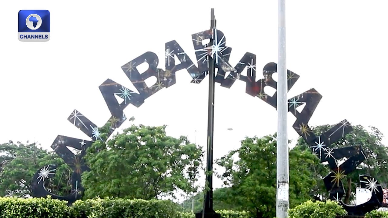 Cross River Infrastructure Development   State Govt Restores Traffic Light Along Major Routes
