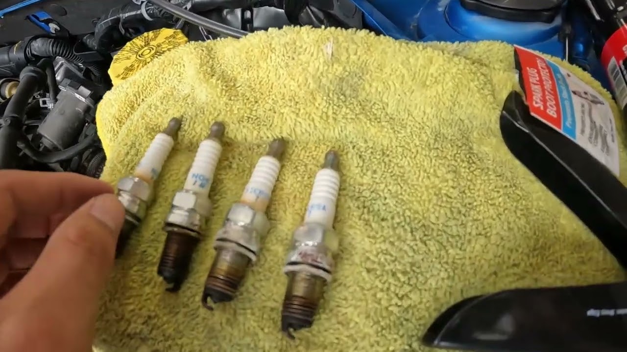 Dodge Dart Turbo Build Ep. 23 (Spark Plug Change, Engine Bay Clean)