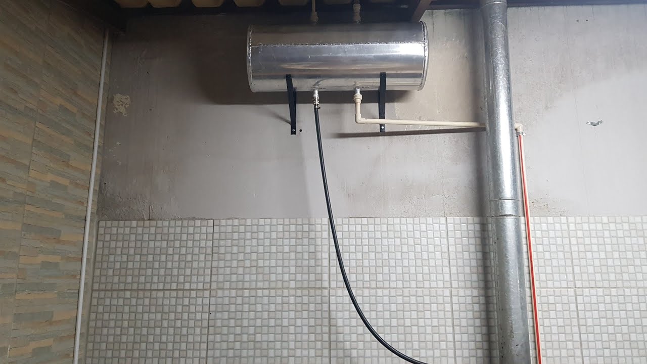 Aquecedor de água híbrido. Sistema circulatório concluído. Água quente a mais de 100°!!!